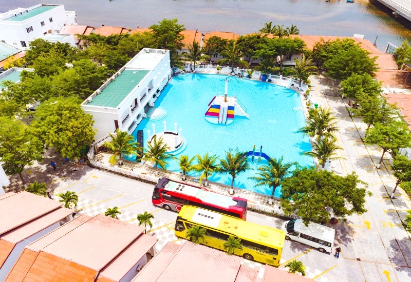 Resort biển sang trọng