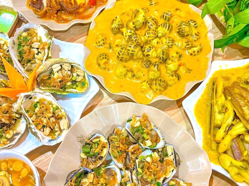 Thưởng thức buffet ốc ngon tại Ốc Thuỷ Hải Sản.