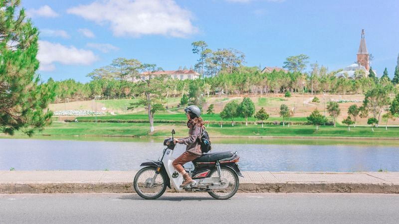 Khám phá Đà Lạt bằng xe máy, chủ động hành trình!