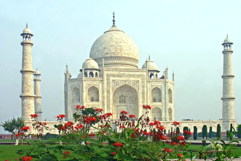 Kiến trúc Taj Mahal lộng lẫy sẽ xua tan mọi mệt mỏi của bạn.