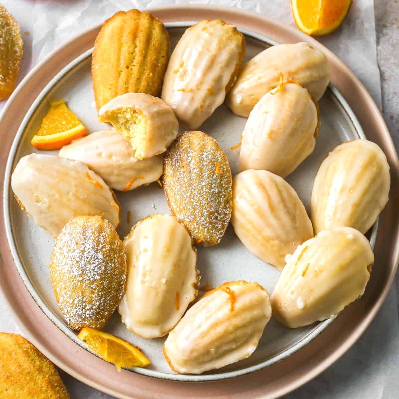 Bánh Madeleine: nguyên liệu quen thuộc, dễ tìm.