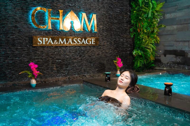 Cham Spa & Massage: Trải nghiệm thư giãn và làm đẹp.