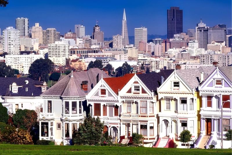 Kiến trúc Victoria cổ kính ở San Francisco.