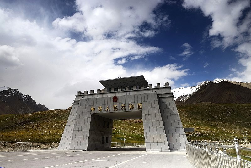 Đèo Khunjerab (4600m) là biên giới Pakistan - Trung Quốc.