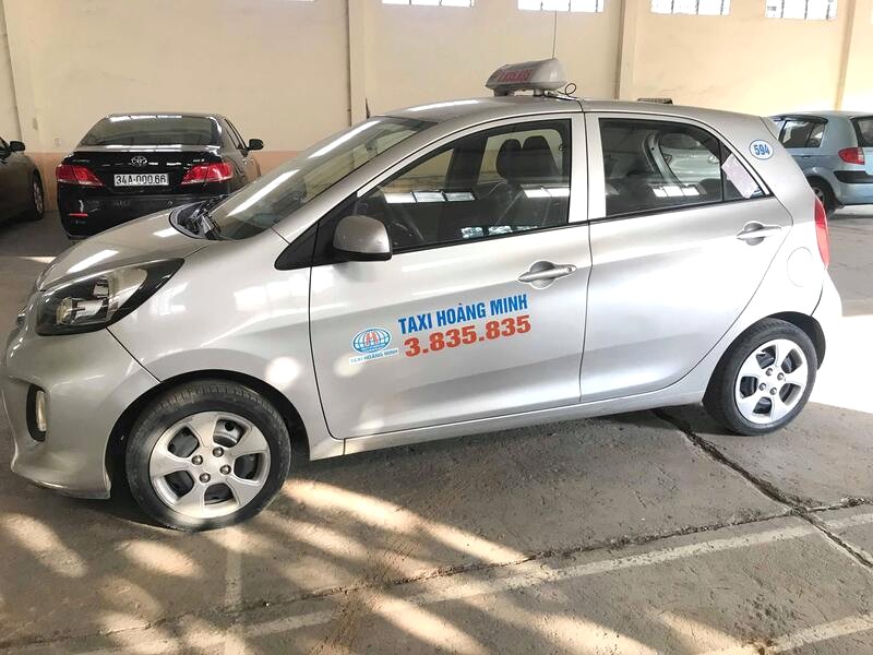 Taxi Hoàng Minh: Chất lượng, uy tín, giá cả hợp lý.