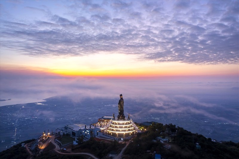 Tây Ninh, vùng đất linh thiêng, là điểm đến lý tưởng cho hành trình tâm linh đầu năm.