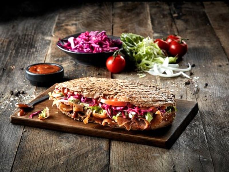 Doner Kebab: Món ngon được yêu thích tại Kebaby.