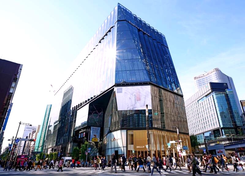 Tokyu Plaza Ginza: Mua sắm, ẩm thực, tầm nhìn toàn cảnh Tokyo.