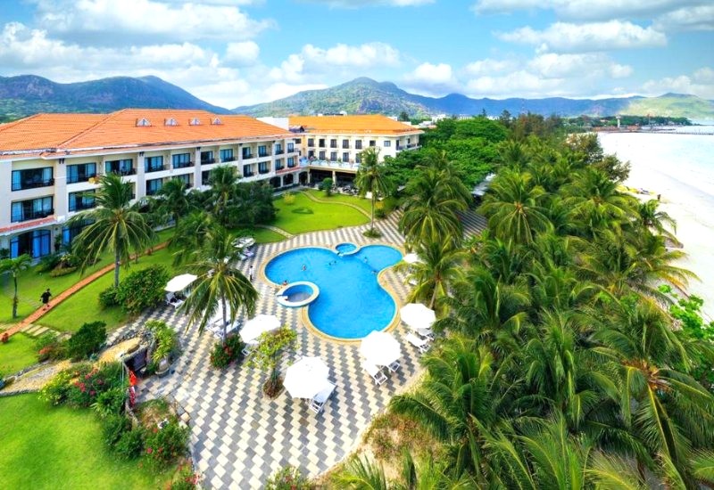 Rặng dừa xanh mát, Côn Đảo Resort.