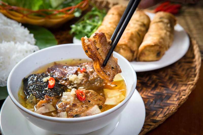 Bún chả Hà Nội: Món ngon không thể bỏ lỡ!