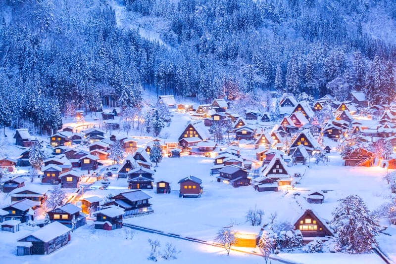 Shirakawago: Làng cổ lớn nhất Chubu.