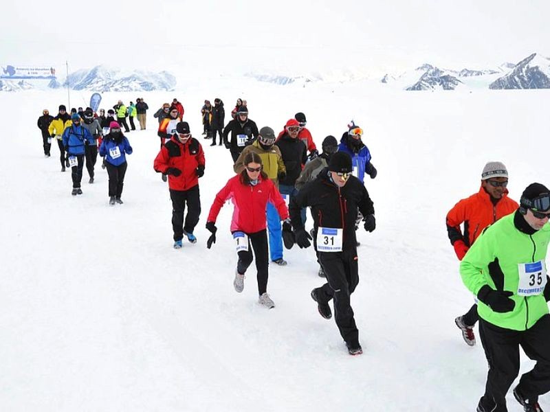 Chinh phục marathon băng tuyết.