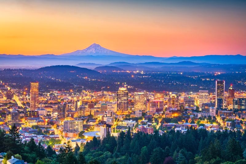 Portland, bờ Tây nước Mỹ, rực rỡ sắc màu.