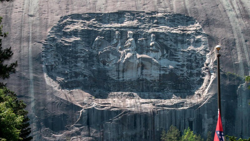 Công viên núi đá Stone Mountain: thiên đường cho những ai yêu thiên nhiên và hoạt động ngoài trời.