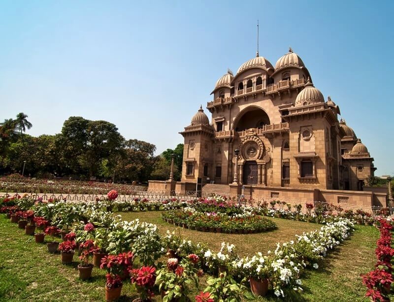 Belur Math là sự kết hợp hài hòa giữa Phật giáo, Hindu giáo, Thiên Chúa giáo và Hồi giáo.