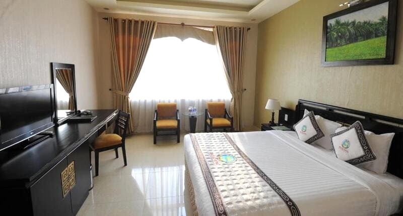 Khách du lịch Bến Tre thường chọn Viet Uc Hotel.