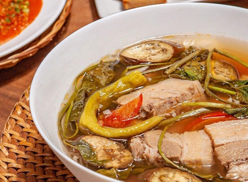 Muốn nếm vị Sinigang truyền thống? Ghé Little Quiapo!