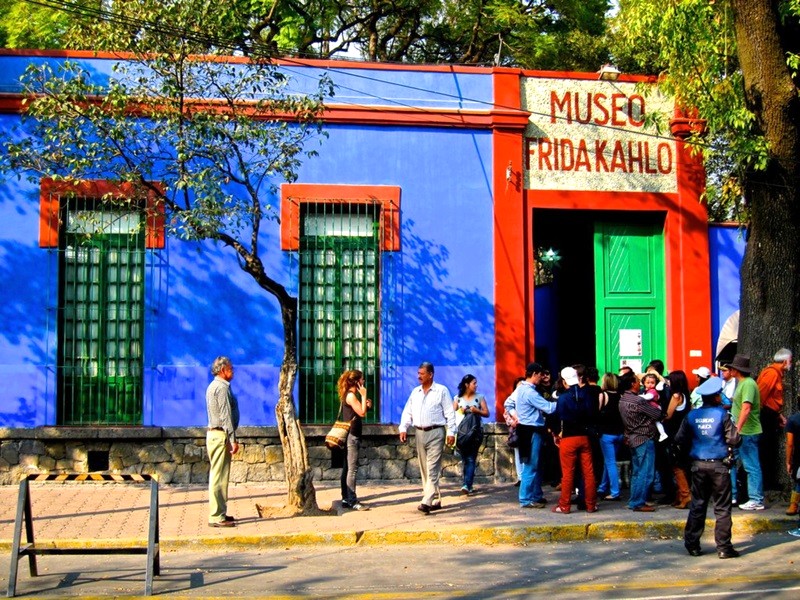 Bóng dáng Kahlo phủ khắp Mexico City.