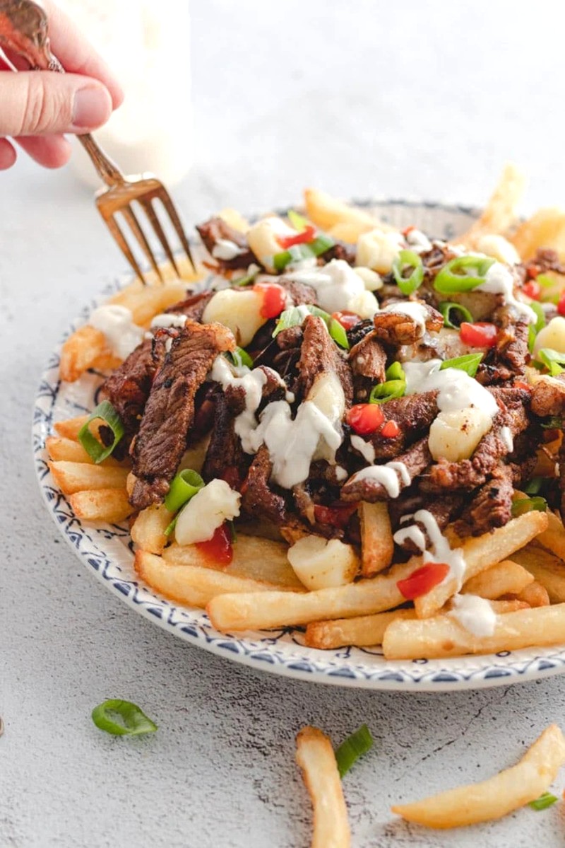 Shawarma Poutine độc đáo Canada