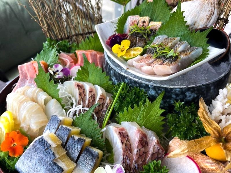 Sashimi tươi ngon từ chợ Tsukiji (Ảnh: TOWA)