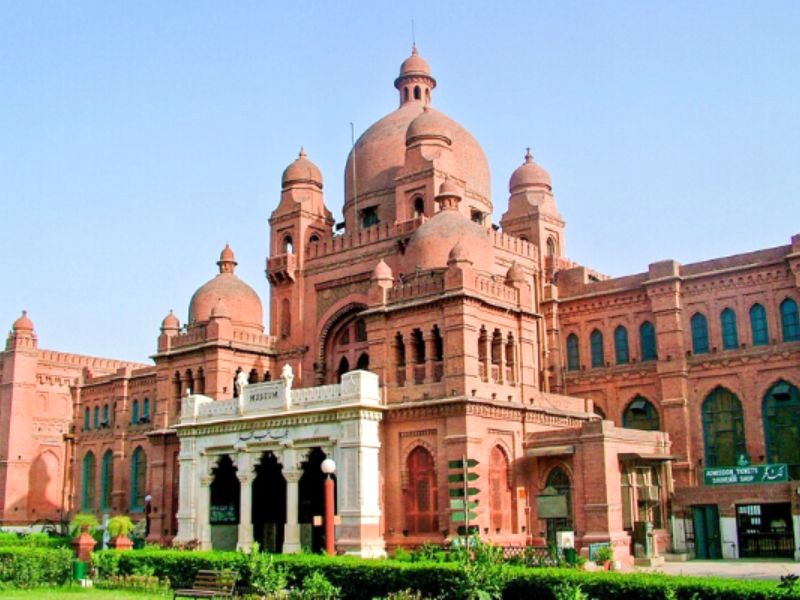 Khám phá kiến trúc độc đáo của phố cổ Lahore, Pakistan.