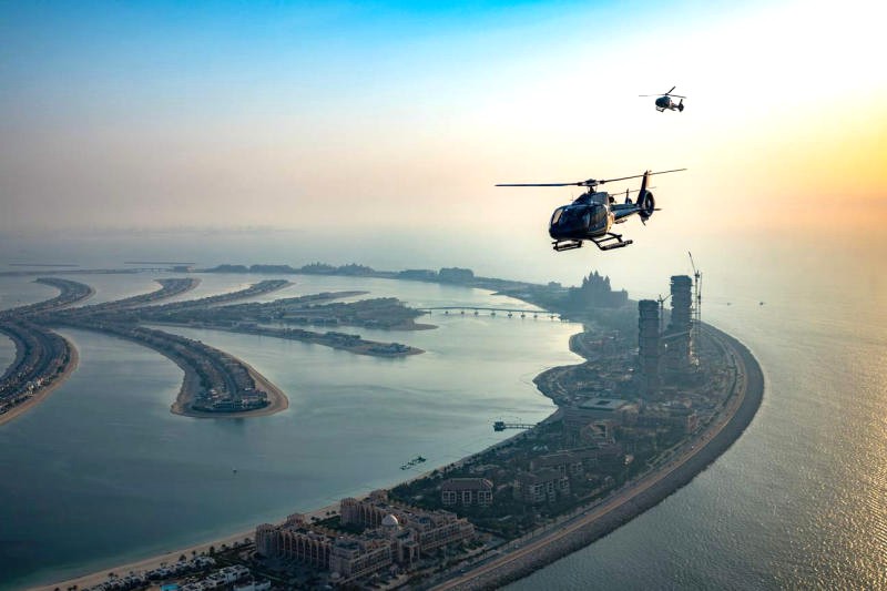 Bay trực thăng ngắm Spy Dubai, công trình kiến trúc độc đáo ở Palm Jumeirah.