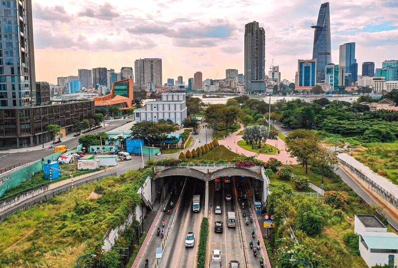 Hầm sông Sài Gòn là công trình giao thông trọng điểm, góp phần quan trọng vào kết cấu hạ tầng của Thành phố Hồ Chí Minh.