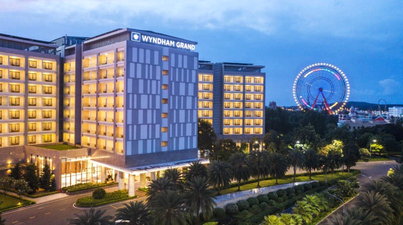 Wyndham Hotel Group là tập đoàn khách sạn lớn nhất thế giới với hơn 8.900 khách sạn tại 95 quốc gia.