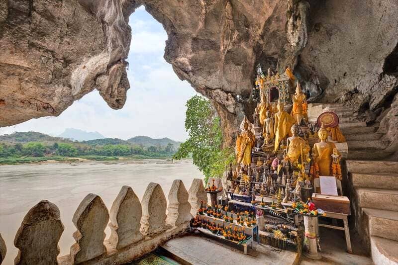 Hang Pak Ou, biểu tượng của Luang Prabang huyền thoại.