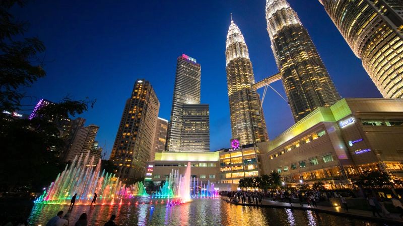 Tháng 5-8 là thời điểm lý tưởng du lịch Kuala Lumpur, khi lượng mưa ít nhất trong năm. (Ảnh: expedia)