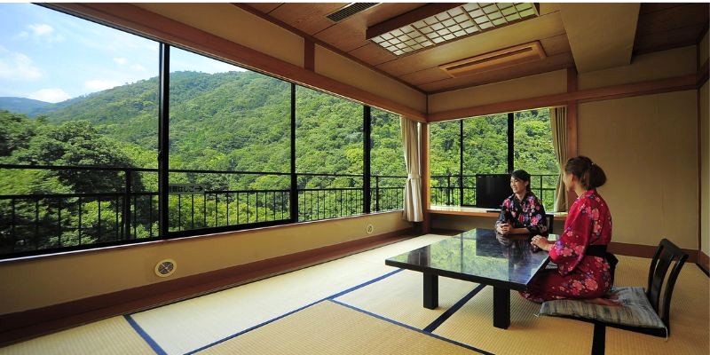 Ryokan gây ấn tượng bởi dịch vụ omotenashi chu đáo, mang đến trải nghiệm thoải mái và hài lòng cho khách. (Ảnh: kilala)