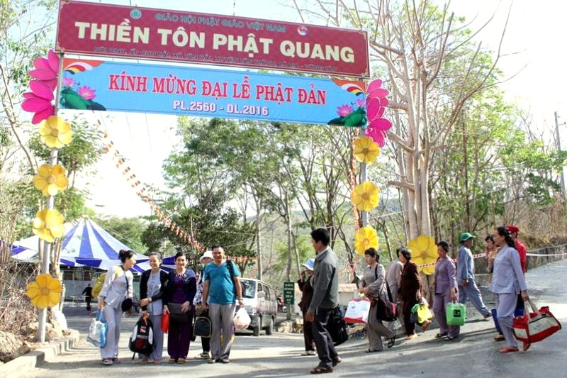 Thiền Tôn Phật Quang, núi Dinh, Phú Mỹ, Bà Rịa - Vũng Tàu.