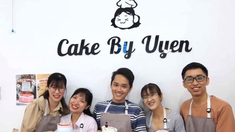 Cake by Uyen: Workshop làm bánh ngon, ít ngọt dành cho giới trẻ Sài Gòn.