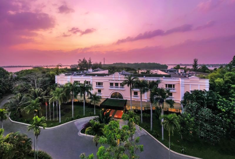 Victoria Can Tho Resort kết hợp kiến trúc Á Đông truyền thống và nét sang trọng hiện đại.