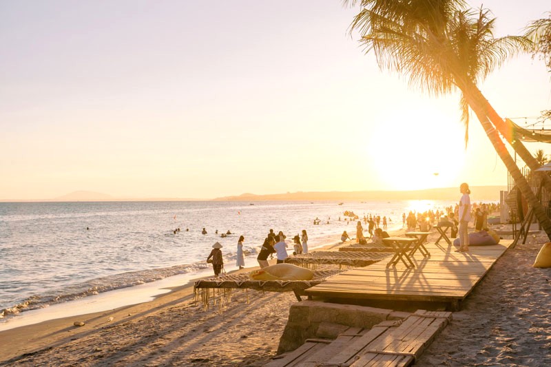 Mango Beach: Bãi biển riêng, hòa mình vào đại dương bao la.