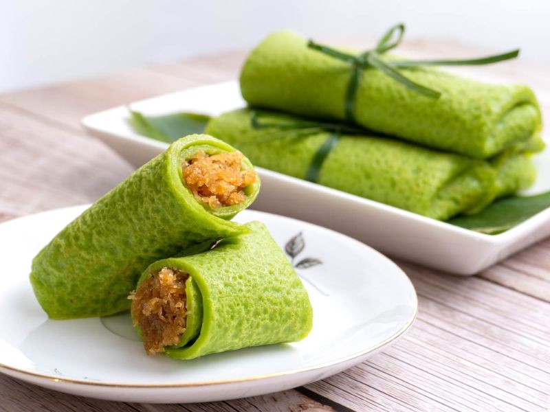 Bánh Kuih Dadar lá dứa thơm ngon, kích thích vị giác. (Ảnh: My Lovely Recipes)