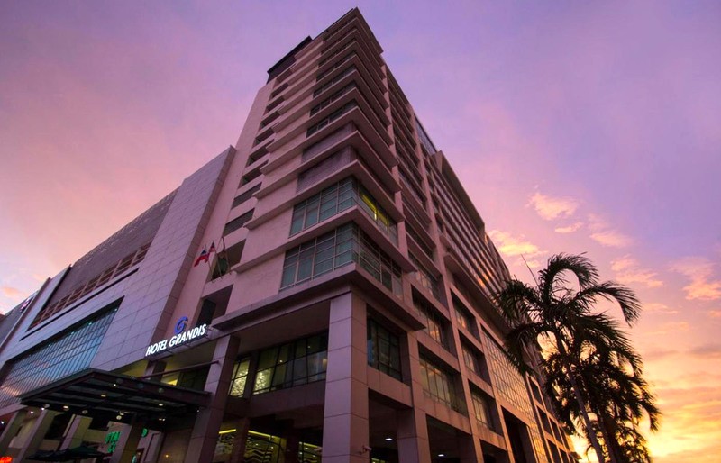 Grandis Hotel, trung tâm Kota Kinabalu.