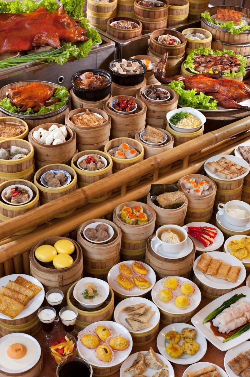 Dimsum hấp dẫn trong xửng tre xinh xắn.