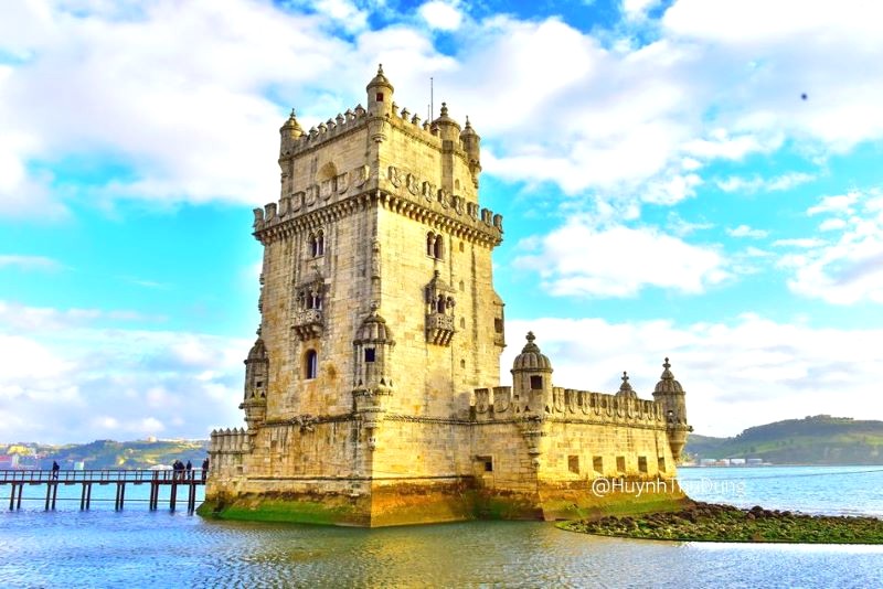 Tháp Belém, Di sản Thế giới UNESCO, là biểu tượng của Lisbon.