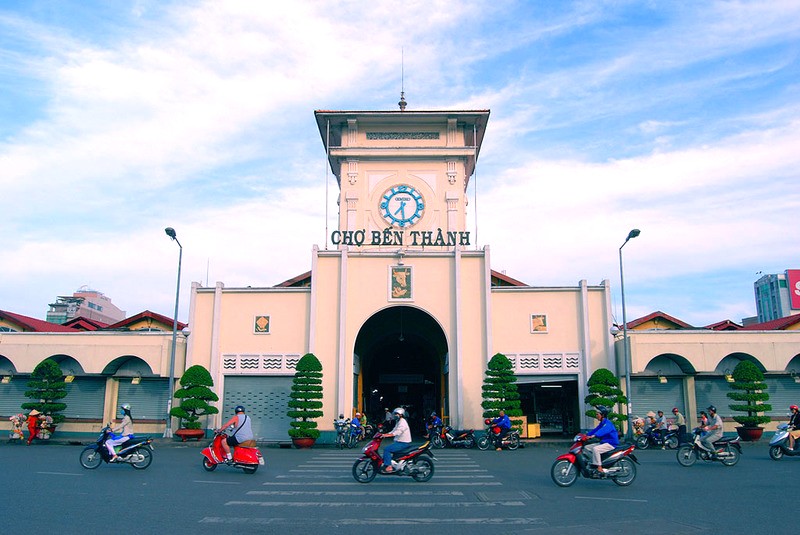 Sài Gòn: Năng động, quyến rũ, điểm hẹn check-in lý tưởng cả ngày.