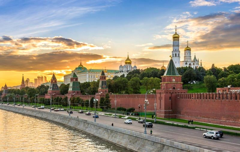 Tháng 5 - 10: Thời điểm lý tưởng du lịch Nga, thăm Điện Kremlin.