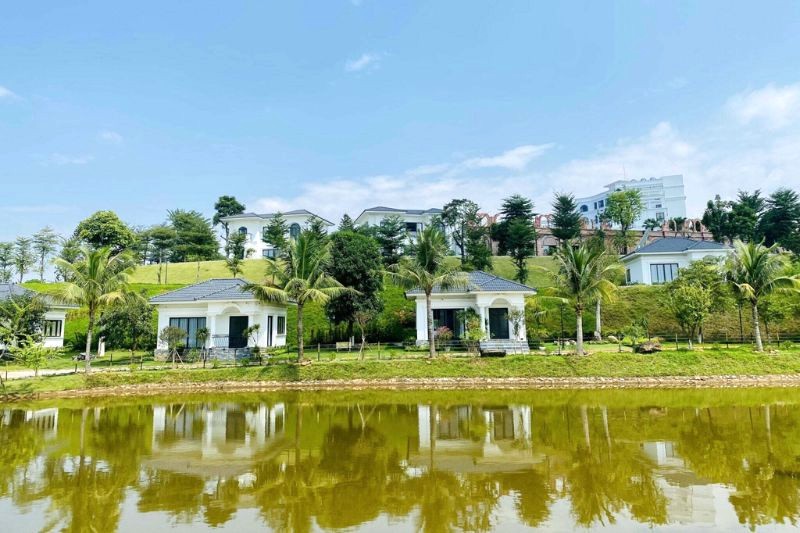 Lakeside Villas: Vị trí hồ nước tuyệt đẹp.