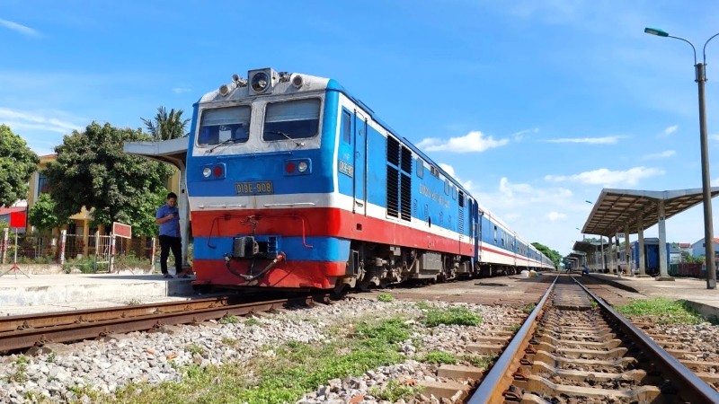 Du lịch Quảng Bình, ga Đồng Hới là lựa chọn lý tưởng.