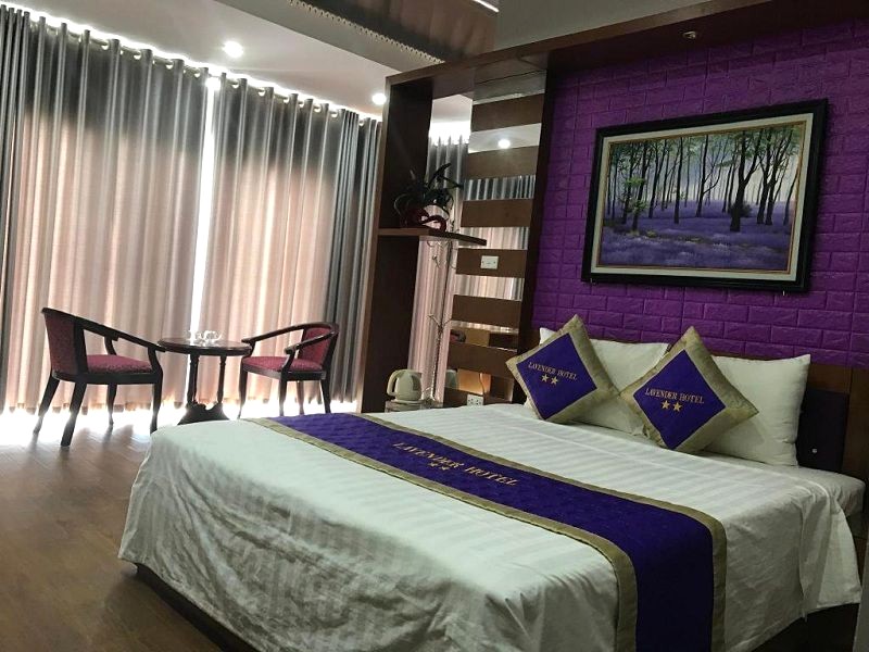 Lavender Hotel thơm ngát hương oải hương (Ảnh: Kênh Homestay).