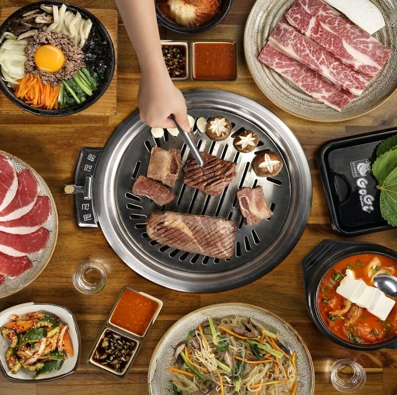 Gogi House, chuỗi buffet Hàn Quốc nổi tiếng tại TP. HCM, thu hút thực khách với nhiều món ngon hấp dẫn. (Ảnh: Gogi House)