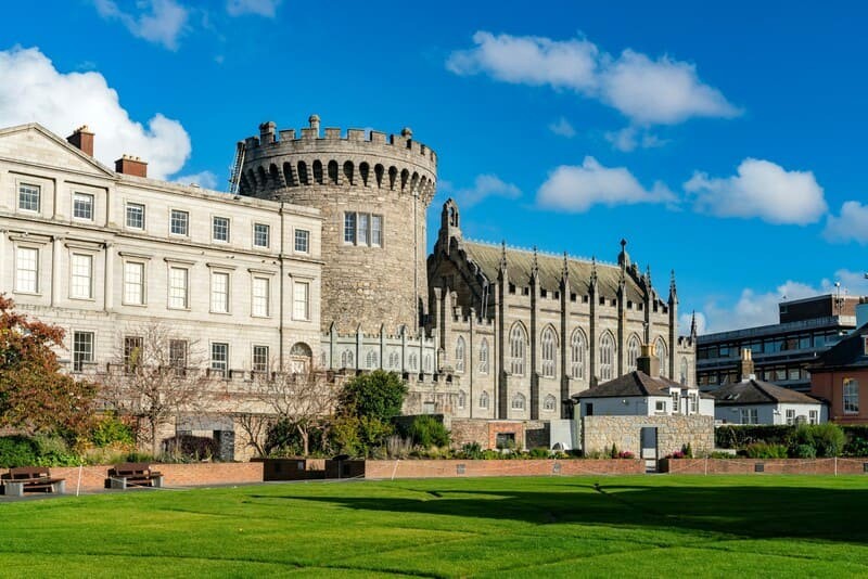 Lâu đài Dublin, công trình cổ kính ở thủ đô Ireland.