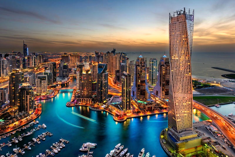 Dubai rực rỡ chào đón bạn sau hành trình, hứa hẹn những trải nghiệm khó quên.