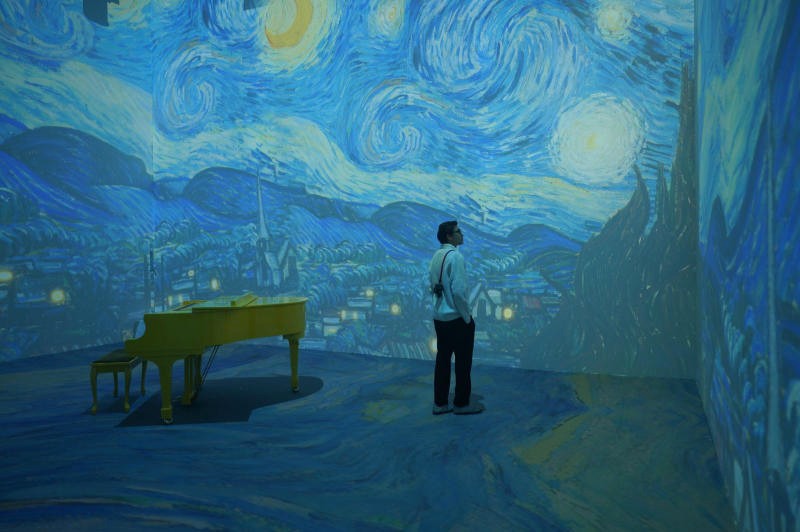 Âm nhạc đưa người xem vào tâm hồn Van Gogh.