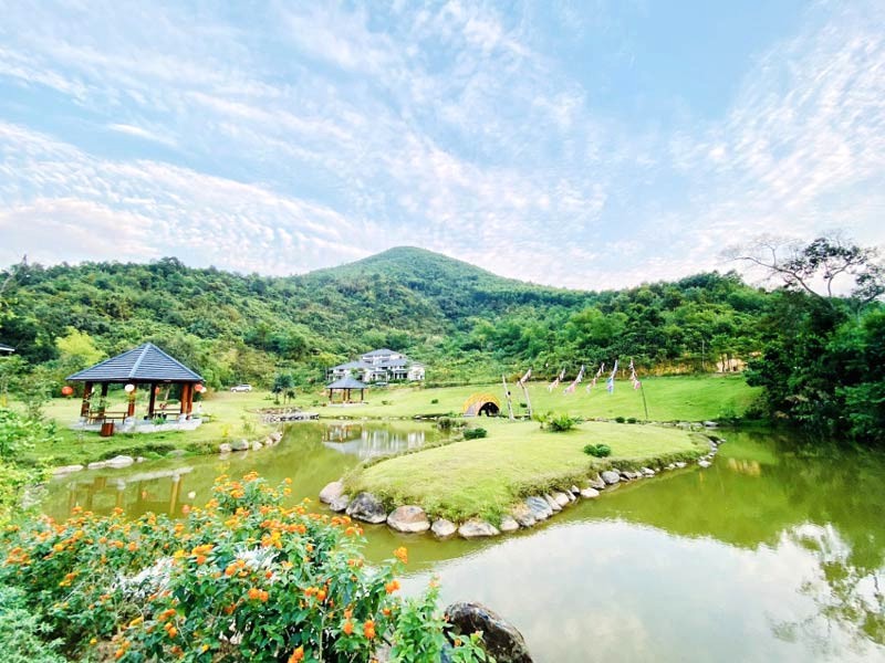 Hasu Village quyến rũ bởi không gian thoáng đãng, không khí trong lành và gần gũi thiên nhiên.