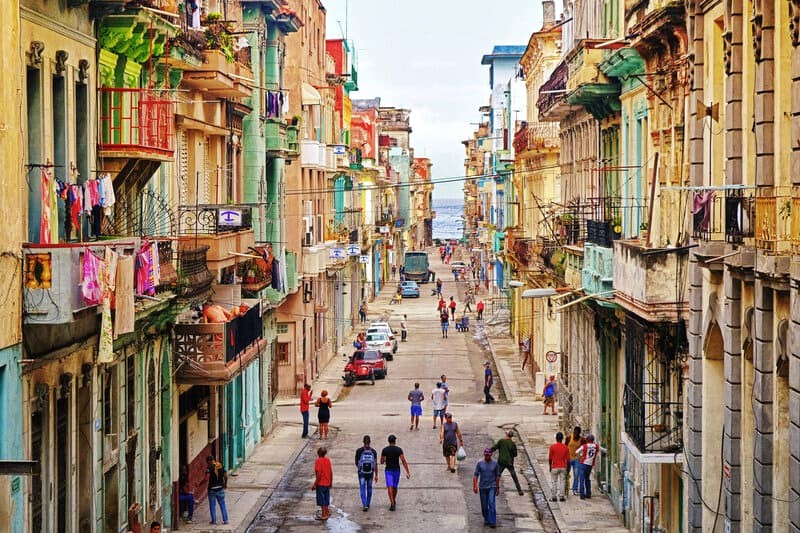 Havana: Mỗi con đường ẩn chứa câu chuyện.